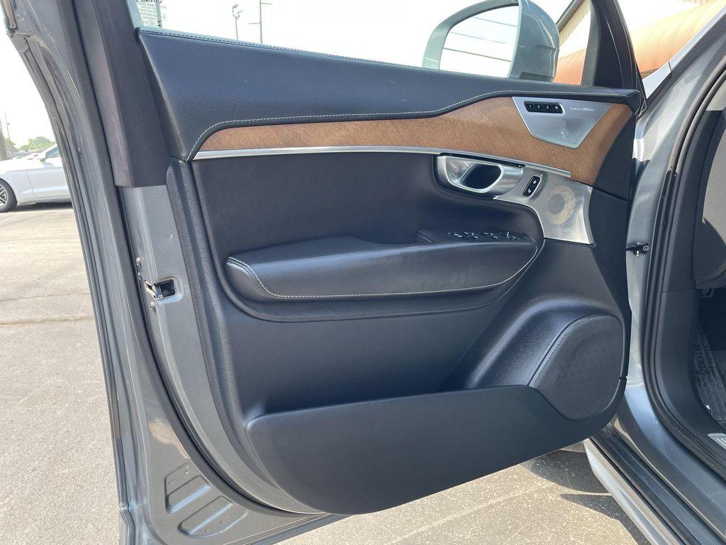 used 2017 Volvo XC90 car, priced at $21,895