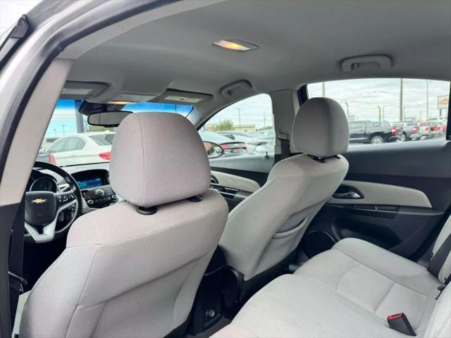 used 2014 Chevrolet Cruze car, priced at $6,500
