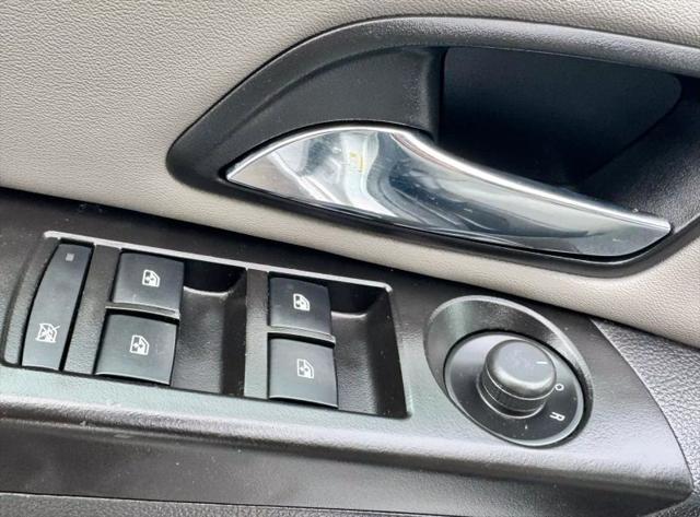 used 2014 Chevrolet Cruze car, priced at $6,500