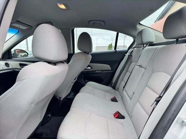 used 2014 Chevrolet Cruze car, priced at $6,500