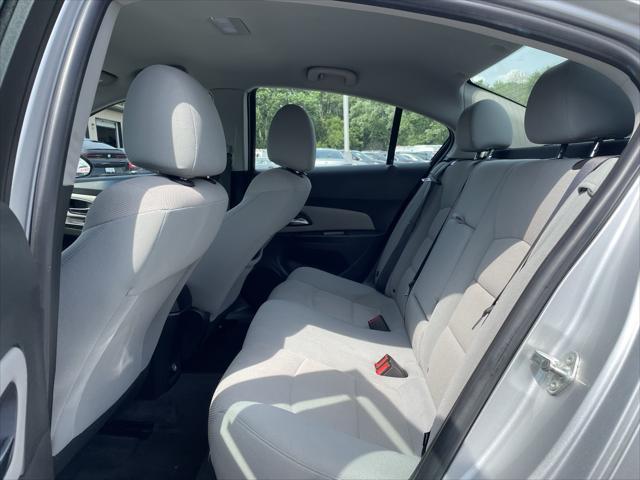used 2014 Chevrolet Cruze car, priced at $6,500