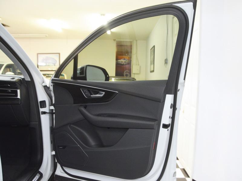 used 2020 Audi Q7 car, priced at $38,997