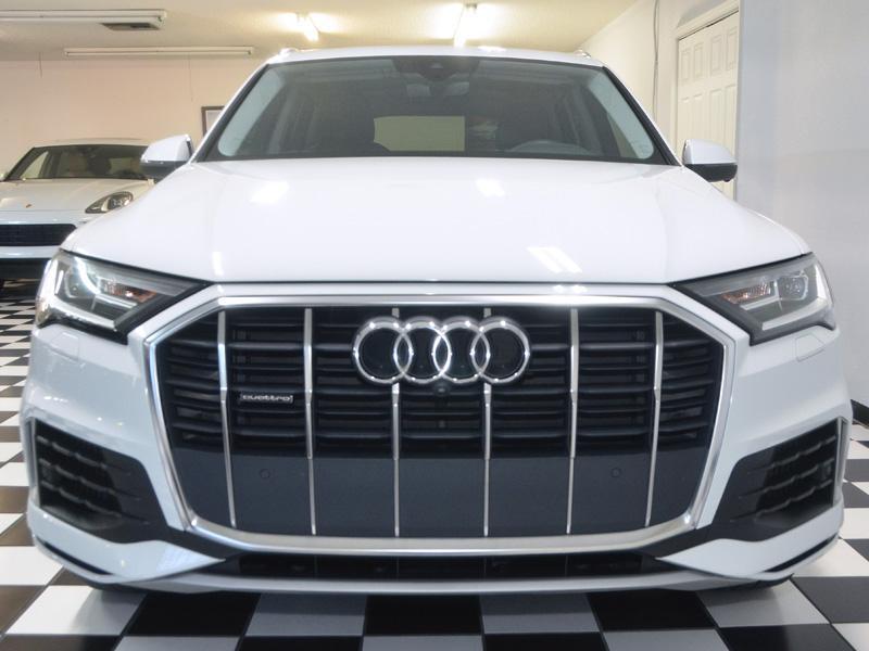 used 2020 Audi Q7 car, priced at $38,997