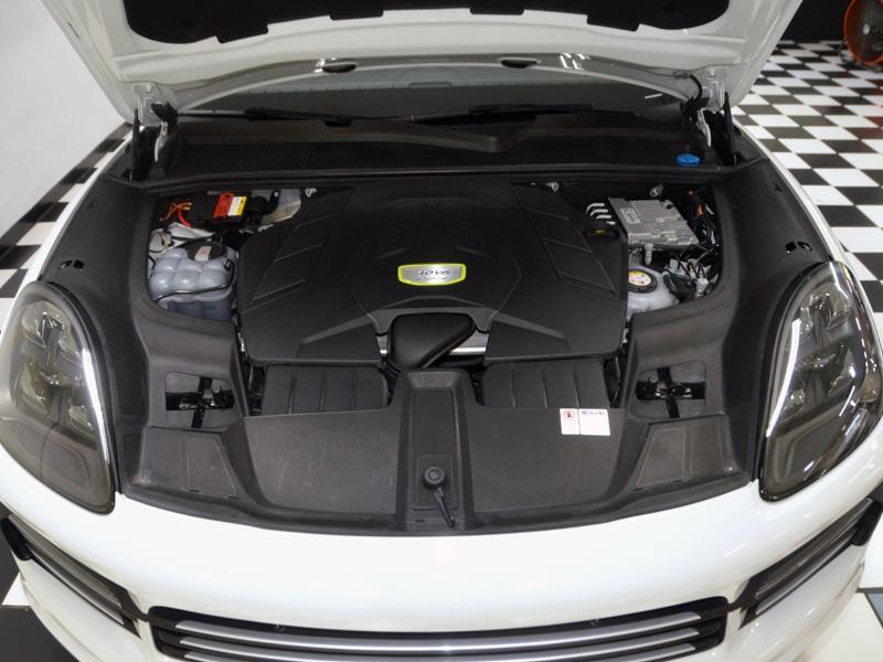 used 2019 Porsche Cayenne car, priced at $45,997