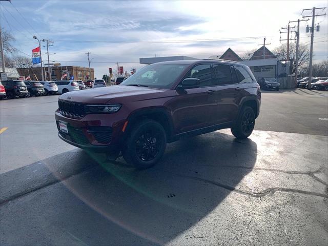 new 2025 Jeep Grand Cherokee car, priced at $43,979