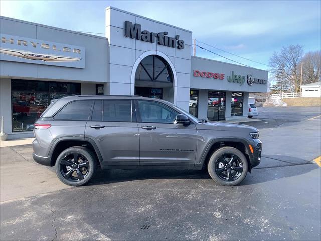 new 2025 Jeep Grand Cherokee car, priced at $44,572