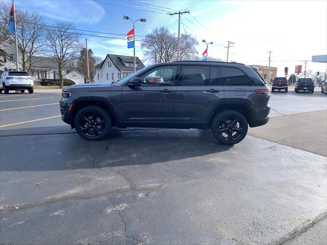 new 2025 Jeep Grand Cherokee car, priced at $44,572