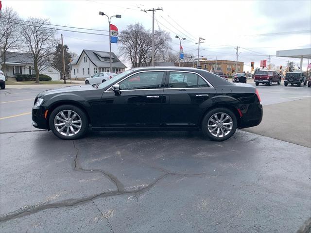 used 2017 Chrysler 300C car