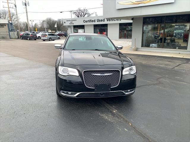 used 2017 Chrysler 300C car