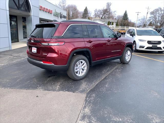 new 2025 Jeep Grand Cherokee car, priced at $41,677