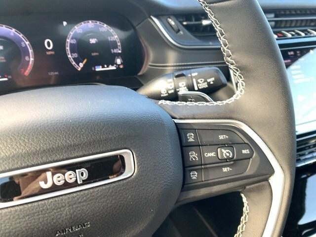 new 2024 Jeep Grand Cherokee car, priced at $44,759