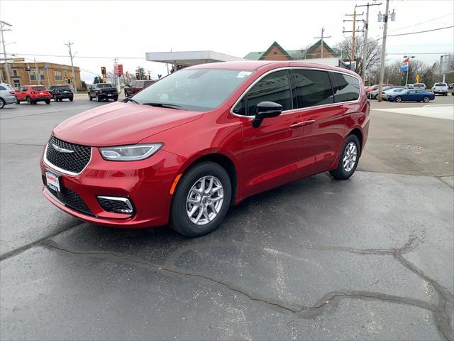 new 2025 Chrysler Pacifica car, priced at $42,381