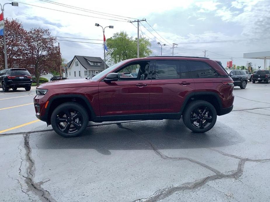 new 2024 Jeep Grand Cherokee car, priced at $46,239