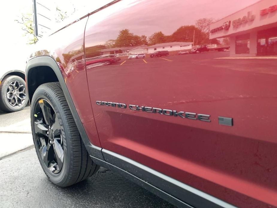 new 2024 Jeep Grand Cherokee car, priced at $46,239