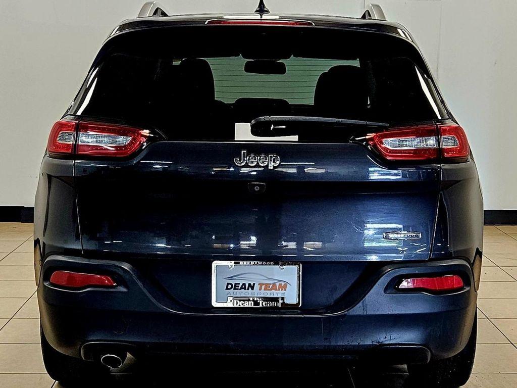 used 2015 Jeep Cherokee car, priced at $12,950