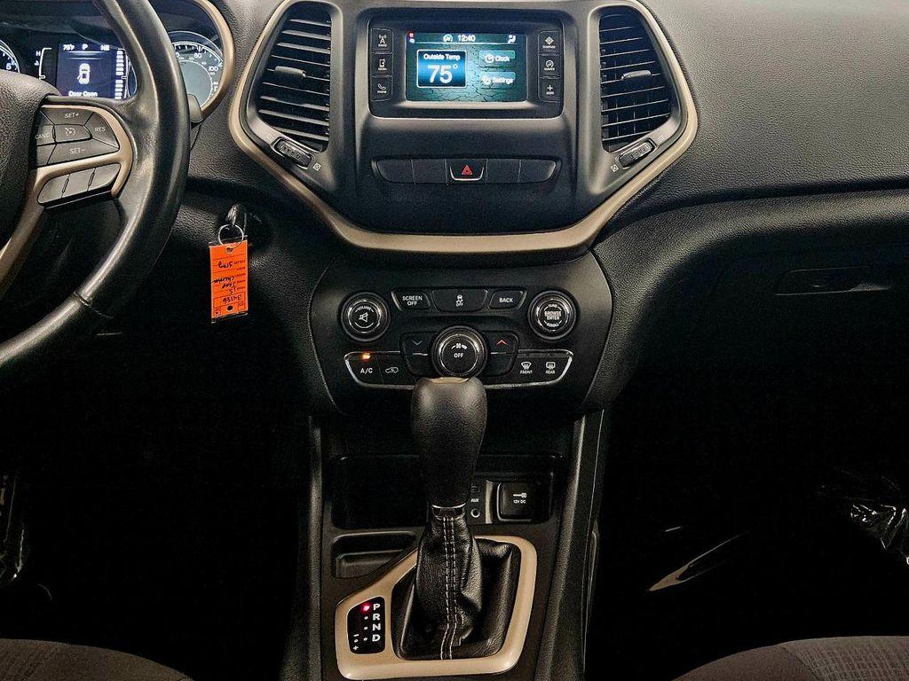 used 2015 Jeep Cherokee car, priced at $12,950