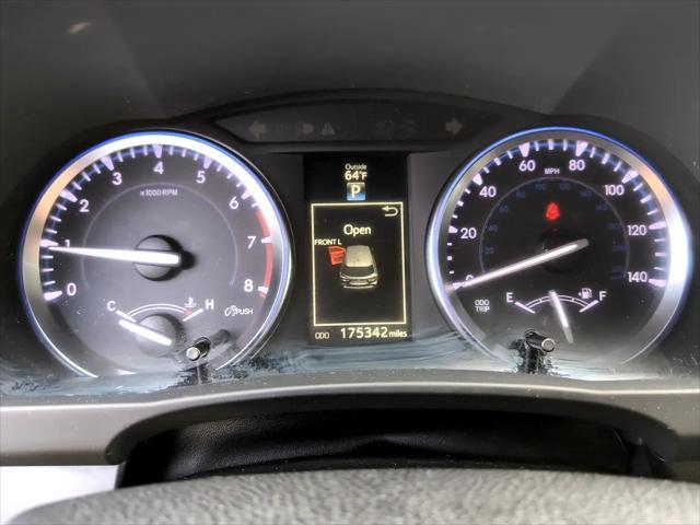 used 2014 Toyota Highlander car, priced at $14,950