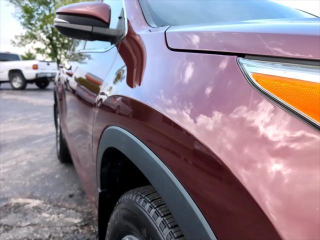 used 2014 Toyota Highlander car, priced at $14,950