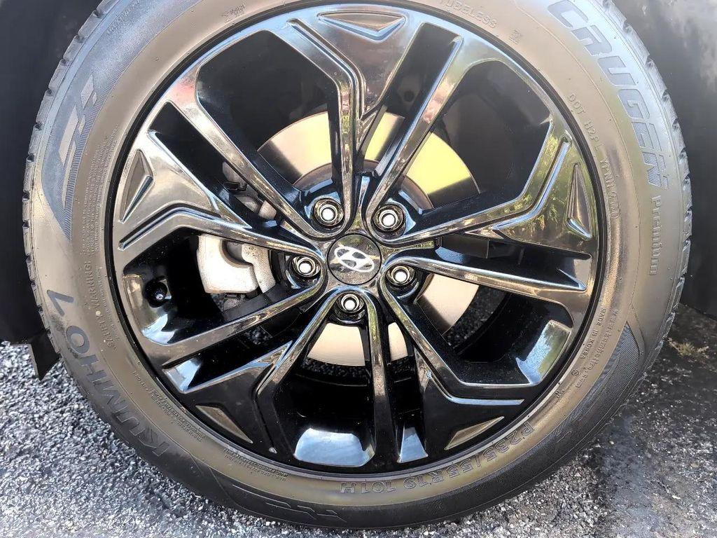 used 2019 Hyundai Santa Fe car, priced at $21,950