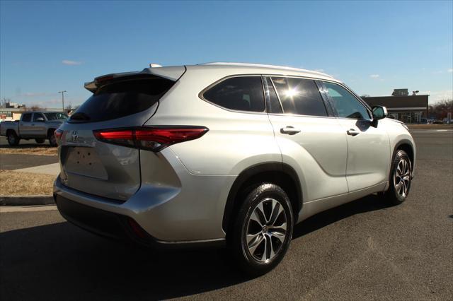 used 2020 Toyota Highlander car, priced at $26,997