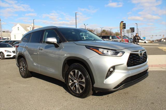 used 2020 Toyota Highlander car, priced at $26,997