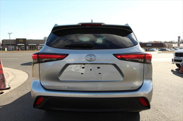 used 2020 Toyota Highlander car, priced at $26,997