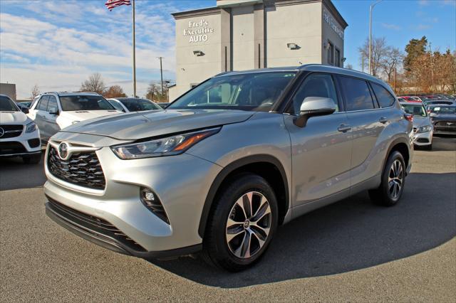 used 2020 Toyota Highlander car, priced at $26,997