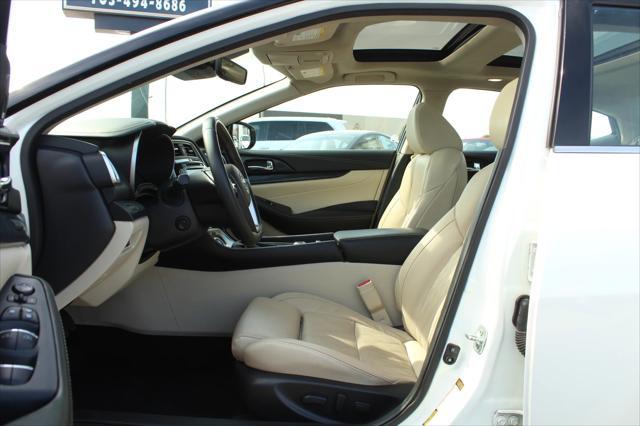 used 2023 Nissan Maxima car, priced at $28,997