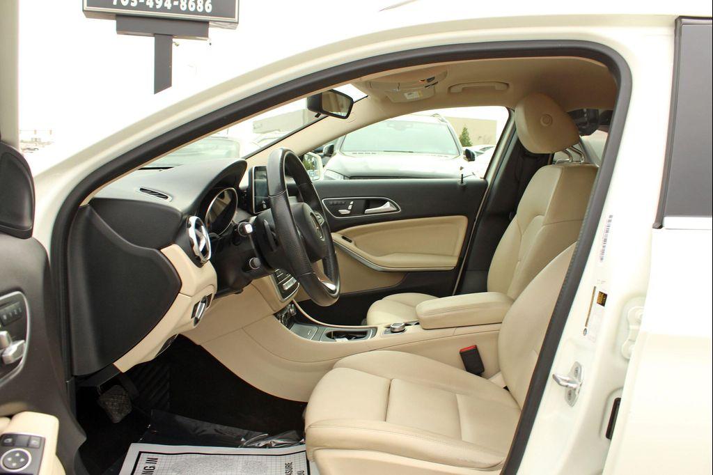 used 2018 Mercedes-Benz GLA 250 car, priced at $15,900