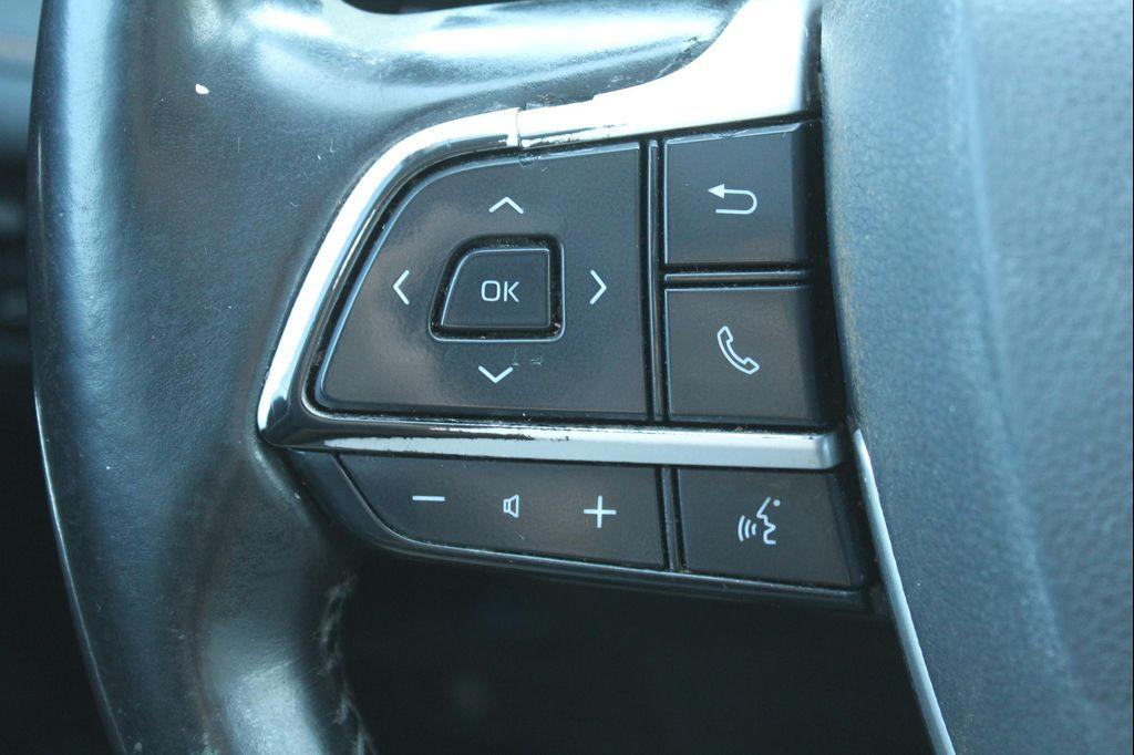 used 2022 Toyota Highlander Hybrid car, priced at $33,997