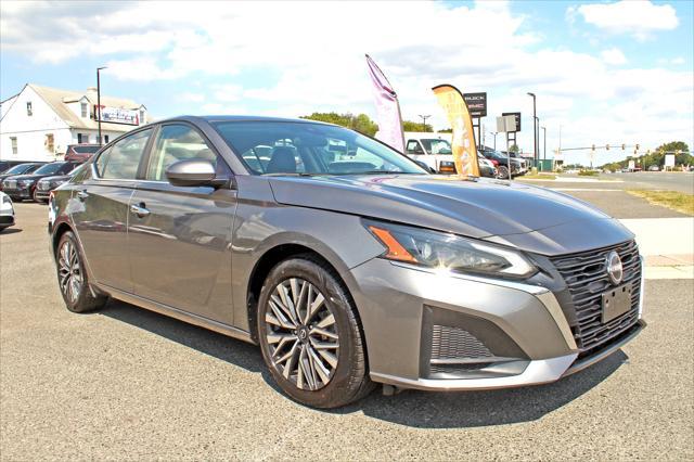 used 2023 Nissan Altima car, priced at $19,960