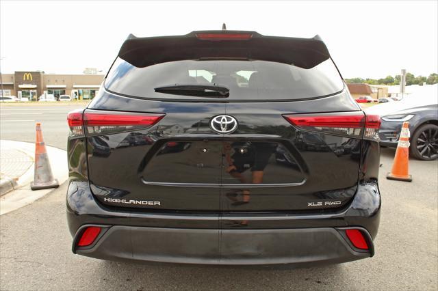 used 2020 Toyota Highlander car, priced at $28,200