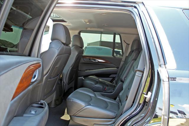 used 2019 Cadillac Escalade car, priced at $41,997