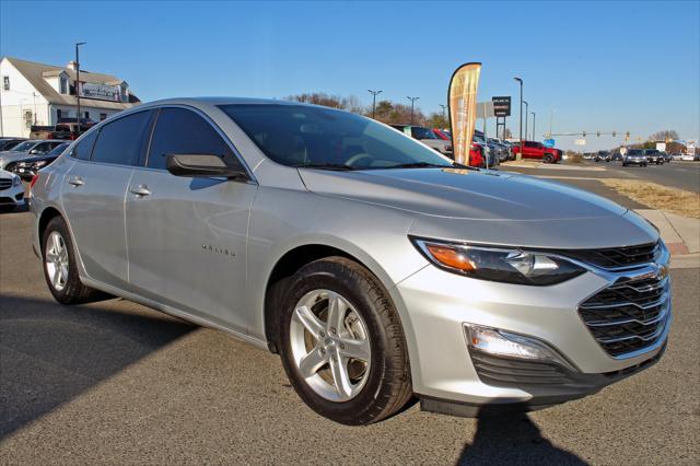 used 2019 Chevrolet Malibu car, priced at $13,800