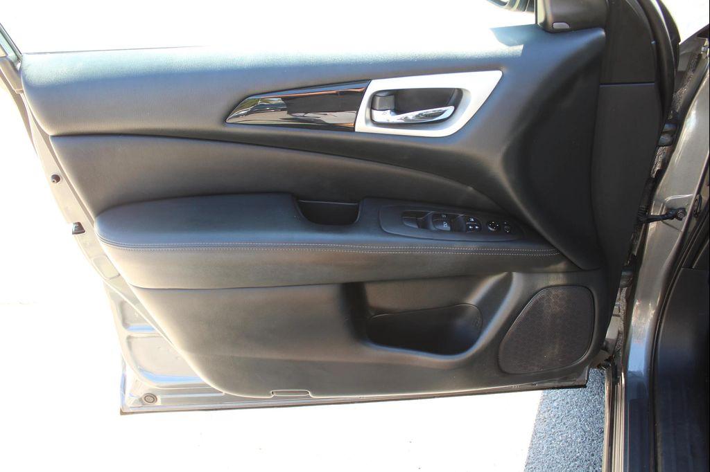 used 2020 Nissan Pathfinder car, priced at $15,997