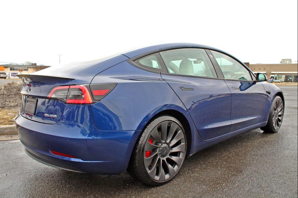 used 2022 Tesla Model 3 car, priced at $27,997