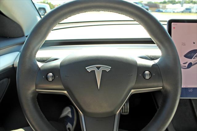 used 2021 Tesla Model 3 car, priced at $29,997