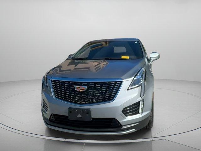 used 2025 Cadillac XT5 car, priced at $42,999