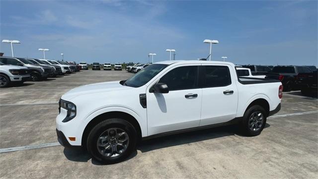 new 2025 Ford Maverick car, priced at $29,673