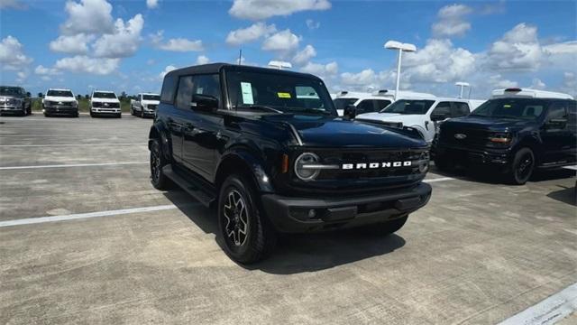 new 2025 Ford Bronco car, priced at $53,960