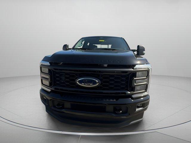 new 2025 Ford F-250 car, priced at $68,305