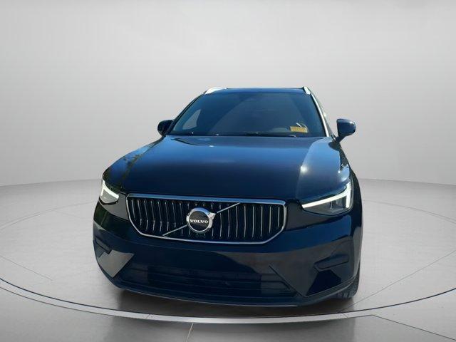 used 2025 Volvo XC40 car, priced at $30,999