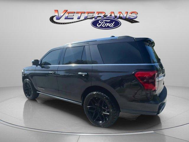 used 2024 Ford Expedition car, priced at $70,999