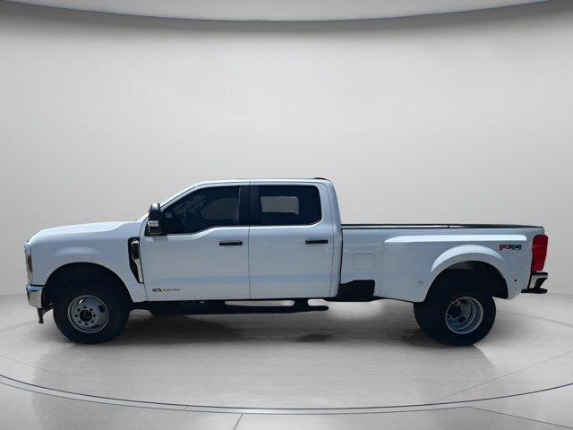 new 2025 Ford F-350 car, priced at $68,488