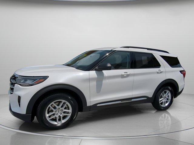 new 2025 Ford Explorer car, priced at $42,681