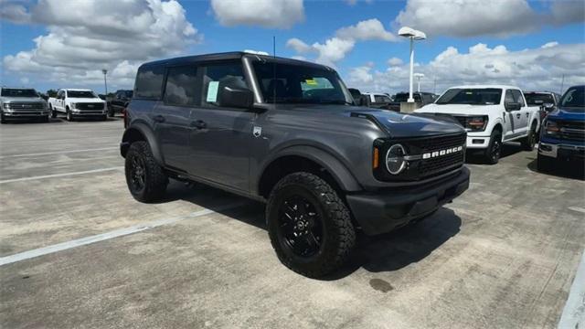 new 2025 Ford Bronco car, priced at $47,118