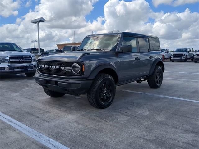 new 2025 Ford Bronco car, priced at $47,617
