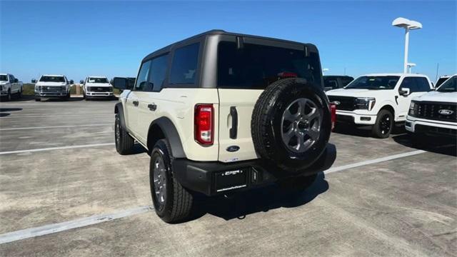 new 2025 Ford Bronco car, priced at $46,057