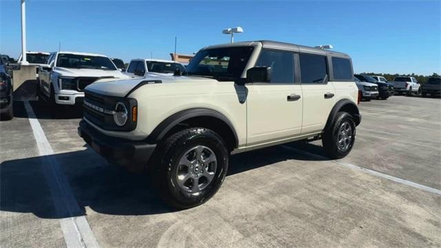 new 2025 Ford Bronco car, priced at $46,057