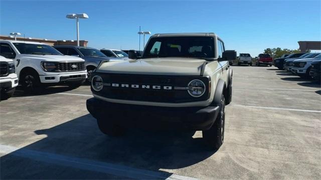 new 2025 Ford Bronco car, priced at $46,057